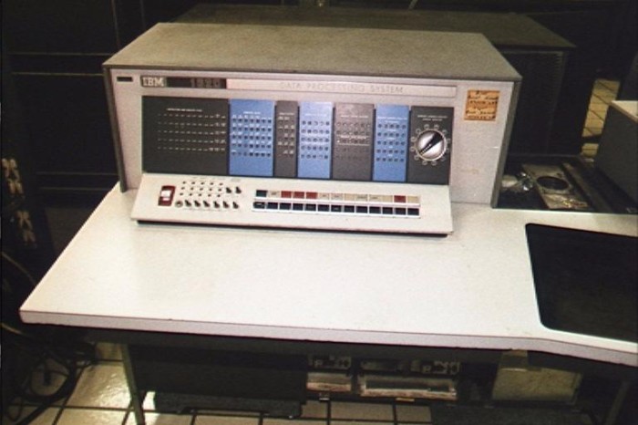 ibm1620_console_big.jpg